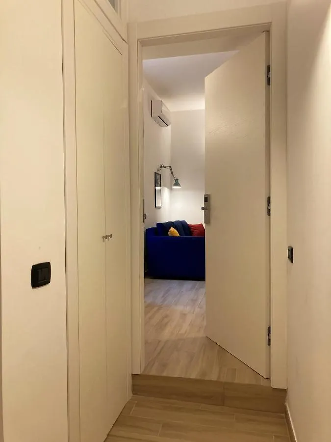 La Casa Blu Nel Cuore Storico Di Napoli Apartment