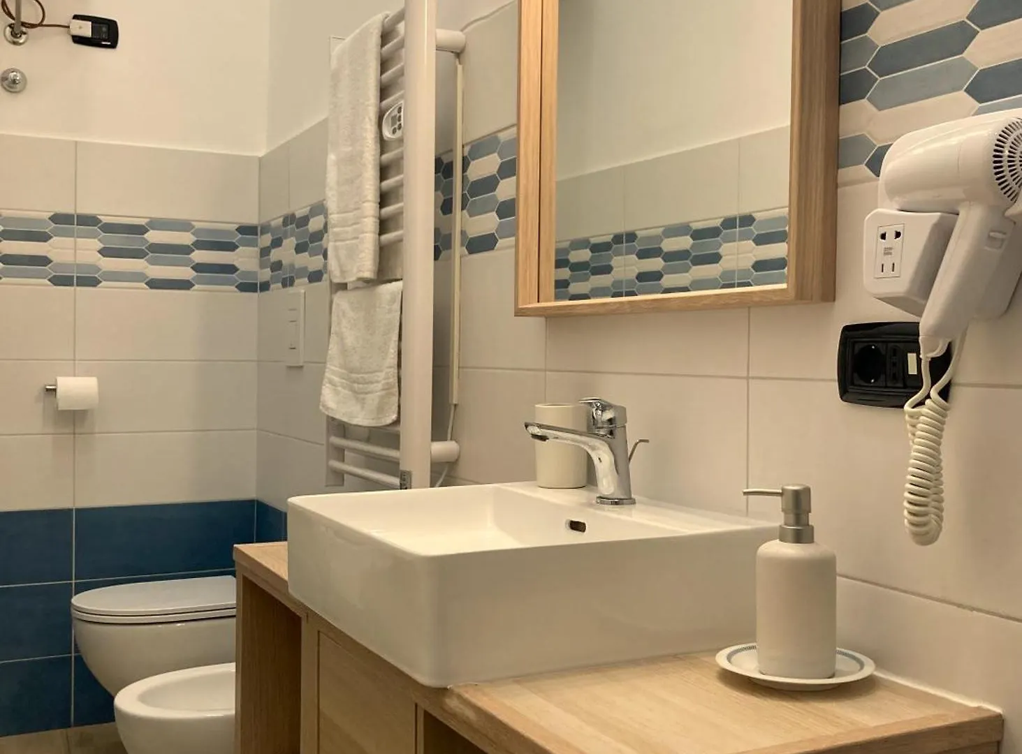 Apartment La Casa Blu Nel Cuore Storico Di Napoli